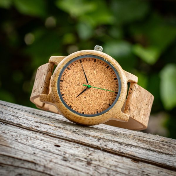 Reloj de madera de bambú con correa de tela modelo Yellowstone - Woodenson  Chile